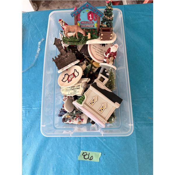 MIXED LOT CHRISTMAS VILLAGE AND HOLIDAY DECORATIONS