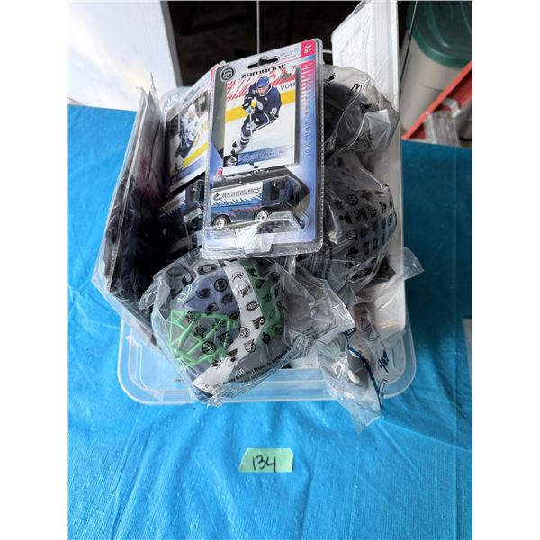 GROUP OF NHL ZAMBONI VEHICLES 1:50 SCALE DIECAST VEHICLES BRAND NEW