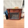Image 1 : FREESTANDING ELECTRIC FIREPLACE WITH DECORATIVE WOOD MANTEL