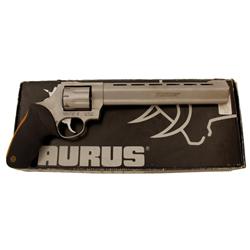 Taurus Raging Hornet Cal .22hornet SN:SL782737, Showing heavy 10" full BBL with  ventilated rib, sta