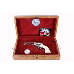 Colt SAA 3rd gen Cal .45 SN:319885SA Very nice Colt Single Action Army in .45 Colt caliber presented