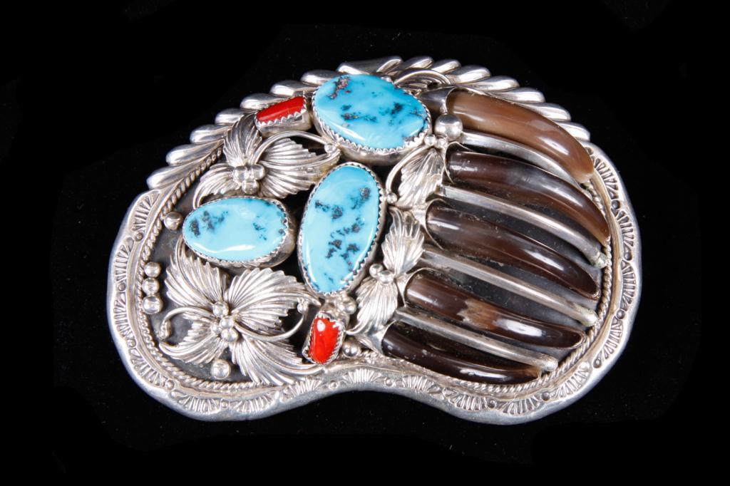 Beautiful Native American Belt Buckle with five bear claws, three