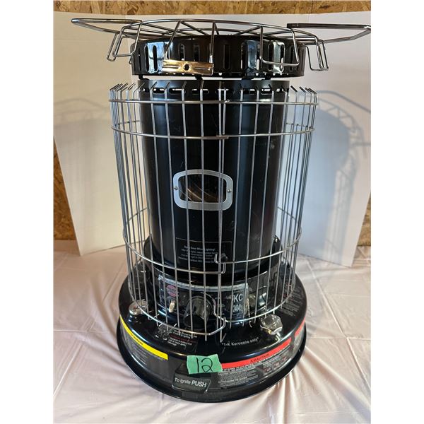 Indoor portable kerosene convection heater with original box