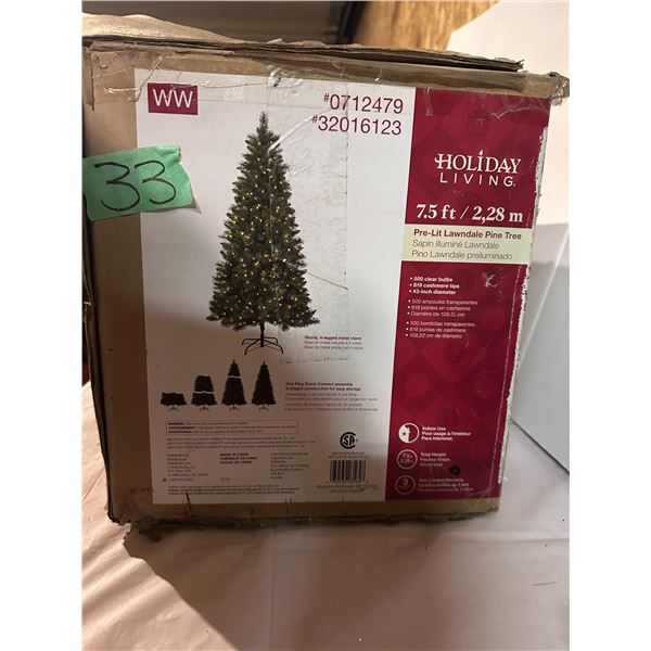 7.5ft Christmas tree pre-lit