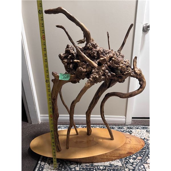 Natural wood sculpture