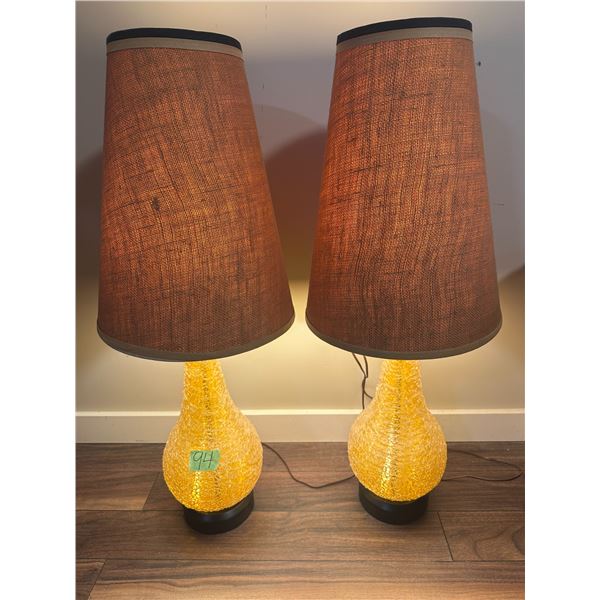 Vintage spun glass table lamp set (2 lamps)