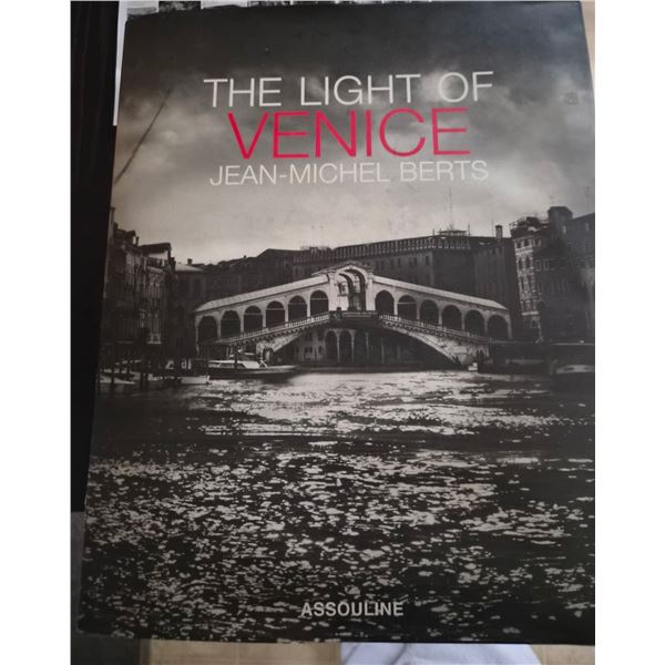 Book - The light of Venice