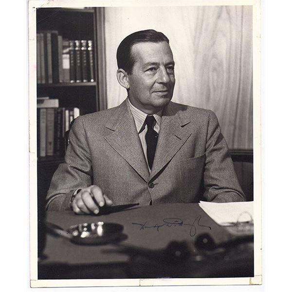Douglas Aircraft Company Founder Donald W Douglas Signed Document