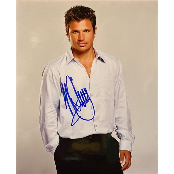 Love Is Blind Nick Lachey signed photo