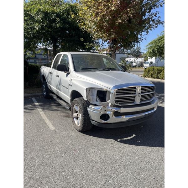 2007 DODGE RAM, NEEDS HEADLIGHT, RUNS, POWER LOCKS AND WINDOWS ALL WORKING, 260K KM