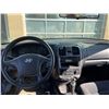 Image 6 : 2004 HYUNDAI SONATA, RUNS, 170K KM POWER WINDOWS WORK, POWER LOCKS WORK, 4 DOOR SEDAN
