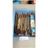 Image 1 : 2 TRAYS OF DRILL BITS AND FILES