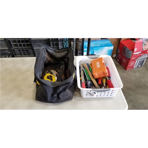 TRAY OF ASSORTED HANDTOOLS AND DEWALT TOOL BAG WITH CONTENTS