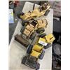 Image 1 : 3 VINTAGE METAL TONKA TRUCKS