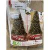 Image 1 : 7FT PRELIT CHRISTMAS TREE