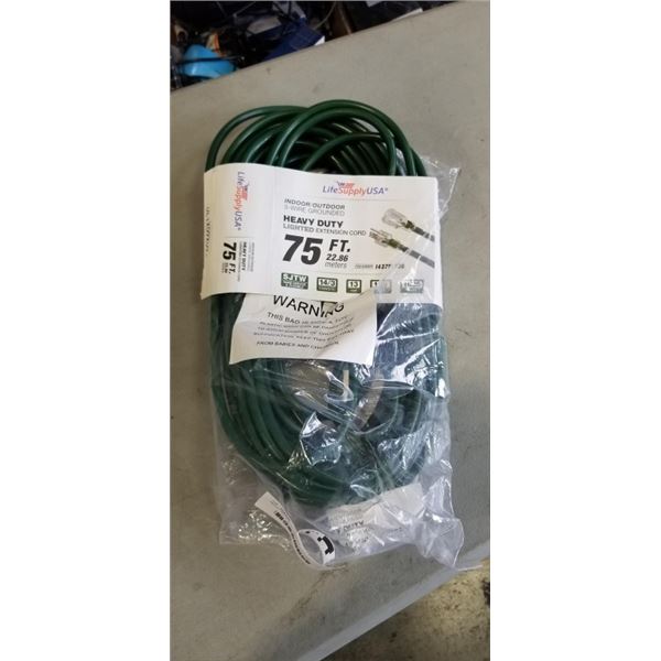 HEAVY DUTY 75 FT GREEN LIGHTED EXTENSION CORD. 14 AWG/3C