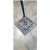 Image 4 : OUTDOOR UMBRELLA WITH METAL STAND