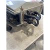 Image 3 : SUZUKI 7.5HP BOAT MOTOR - HANDLE BROKEN, MOTOR HAS COMPRESSION