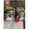 Image 1 : 2 BAGS SCOTTS TRUK BUILDER FALL LAWN FOOD