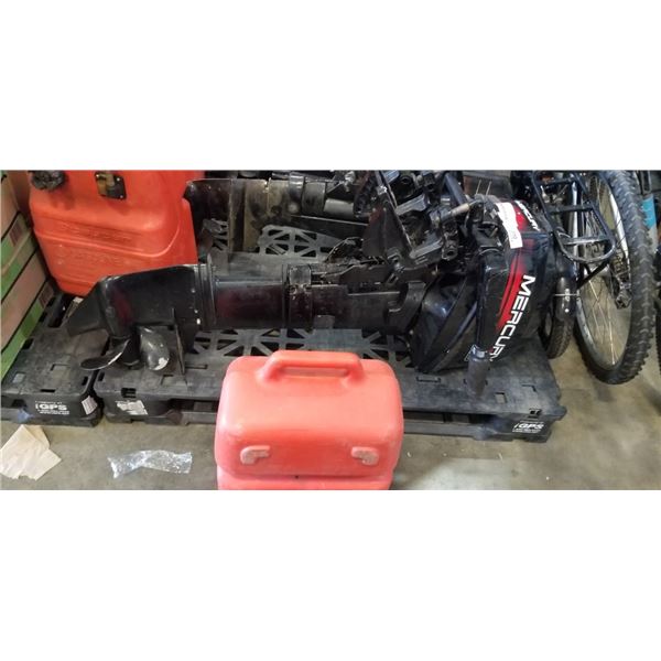 MERCURY 9.9HP OUTBOARD MOTOR WITH GAS TANK, NO HOSE, STARTED UP, MAY NEED SERVICE