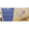 Image 2 : TORK XPRESSNAP INTERFOLD NAPKINS - 12 x 500PC, 6000 TOTAL, 1 PLY