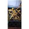 Image 3 : CRATES OF STRAPPING AND SAFETY HARNESSES