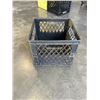 Image 4 : 12 MILK CRATES