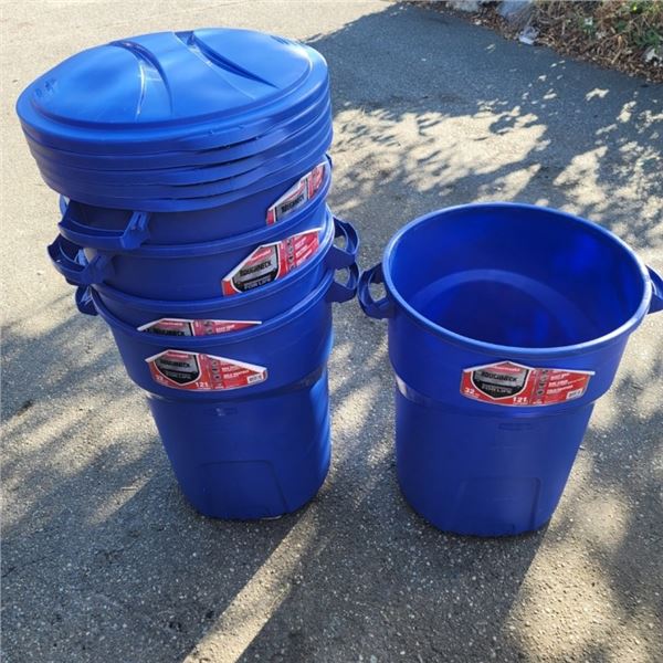 5 RUBBERMAID 121 LITRE ROUGHNECK CONTAINERS WITH LIDS