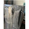 Image 4 : 2 PACKS OF 2 WINDOW SHUTTERS