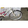 Image 3 : SCHWINN ROAD BIKE