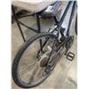 Image 4 : SPECIALIZED KIDS BIKE
