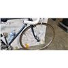 Image 4 : UNBRANDED CITY BIKE