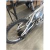 Image 3 : GIANT KIDS BIKE