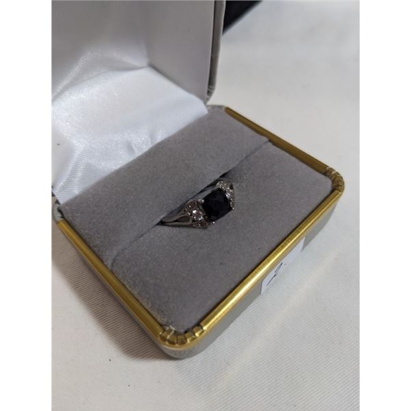 925 STERLING SILVER BLACK STONE RING SIZE 8