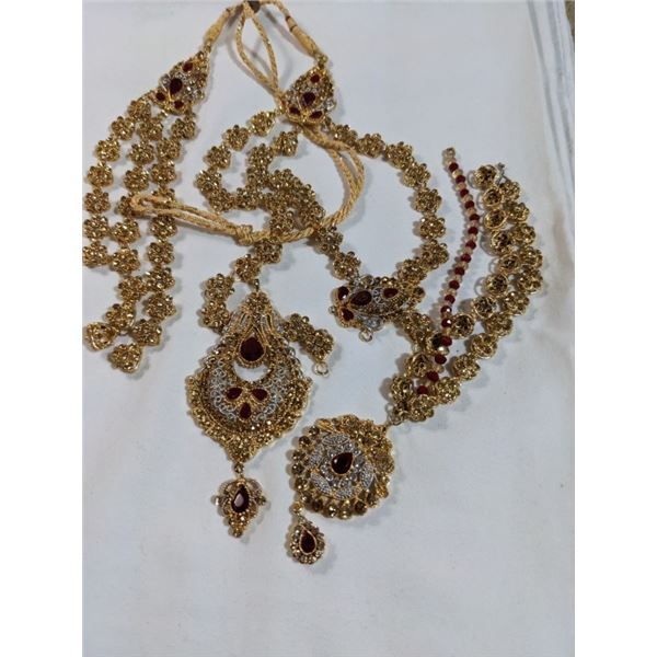 22K GOLD PLATED NECKLACE, AS IS