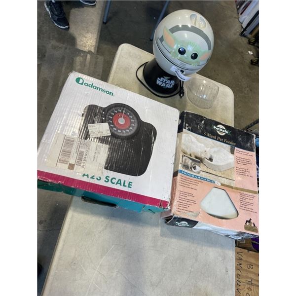 ADAMS SCALE, CAT FEEDER, AND STARWARS POPCORN MAKER