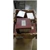 Image 1 : 8 SOUTHWIND COLLECTION OIL LAMPS IN PLASTIC TOTE
