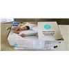 Image 1 : NEW MARTHA STEWART MEMORY FOAM PILLOW