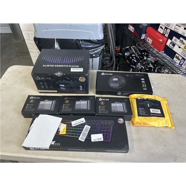 KLIM ITEMS INCLUDING CHROMA KEYBOARD, CD-CASSETTE PLAYER, NOMAD, HIGH-FIDELITY SOUND REPRODUCTION, C