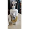 Image 3 : 2 OLAY ULTRA MOISTURE SHEA BUTTER BODY WASH AND PANTENE 5 IN 1 SHAMPOO