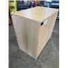 Image 3 : 3 DRAWER DRESSER