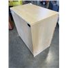 Image 4 : 3 DRAWER DRESSER