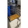 Image 3 : ROLLING BAR CART AND ROUND PATIO TABLE