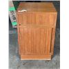 Image 1 : WOOD SIDE TABLE W/ 1 DRAWER, 1 DOOR