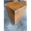 Image 4 : WOOD SIDE TABLE W/ 1 DRAWER, 1 DOOR