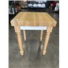 Image 1 : PINE KITCHEN BLOCK ISLAND