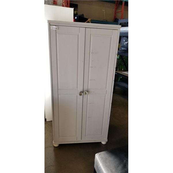 WOOD WARDROBE