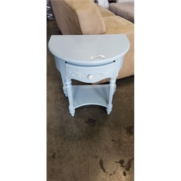 STANLEY FURNITURE HALL TABLE