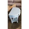 Image 2 : STANLEY FURNITURE HALL TABLE