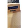 Image 4 : STANLEY FURNITURE HALL TABLE